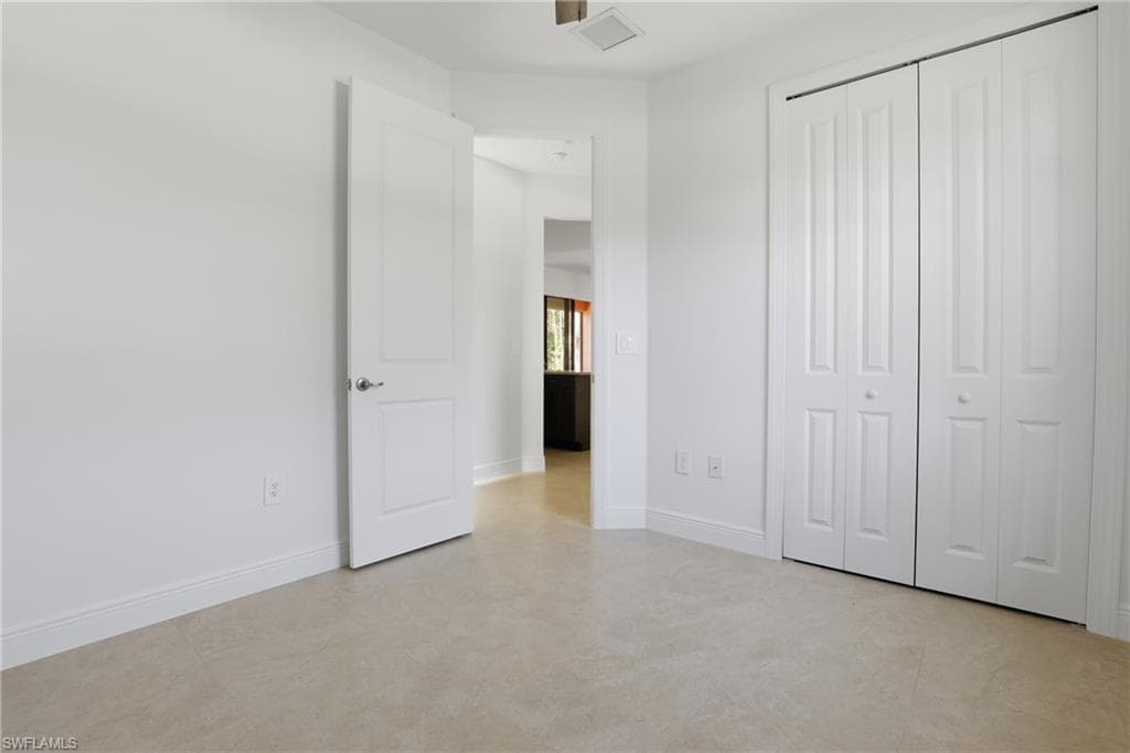 2167 Della DR-23