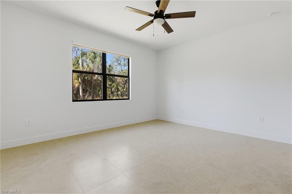 2167 Della DR-16