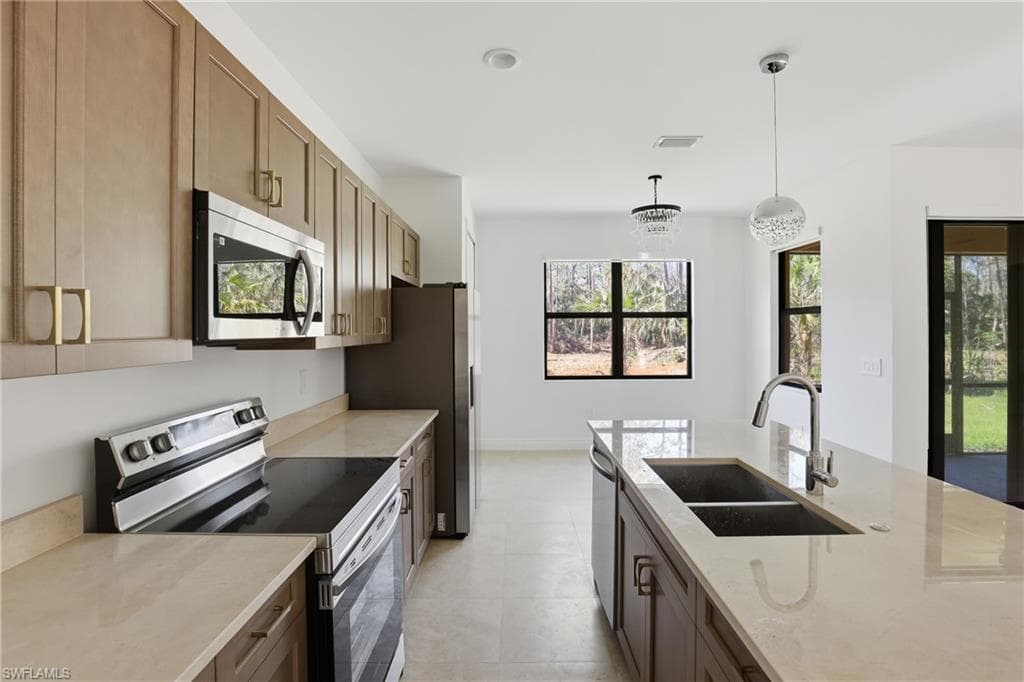 2167 Della DR-12