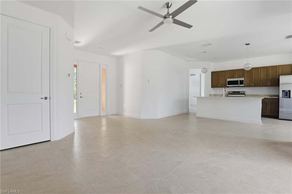 2167 Della DR-7