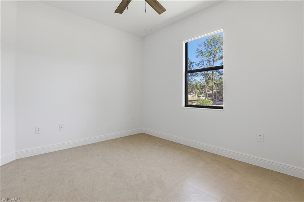 2167 Della DR-20