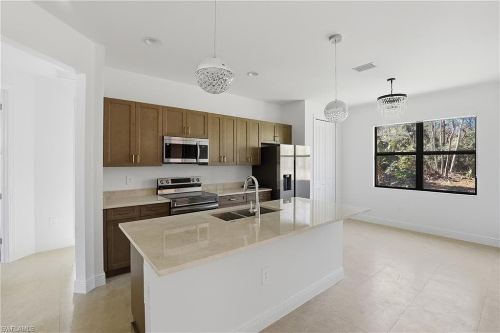 2167 Della DR-11