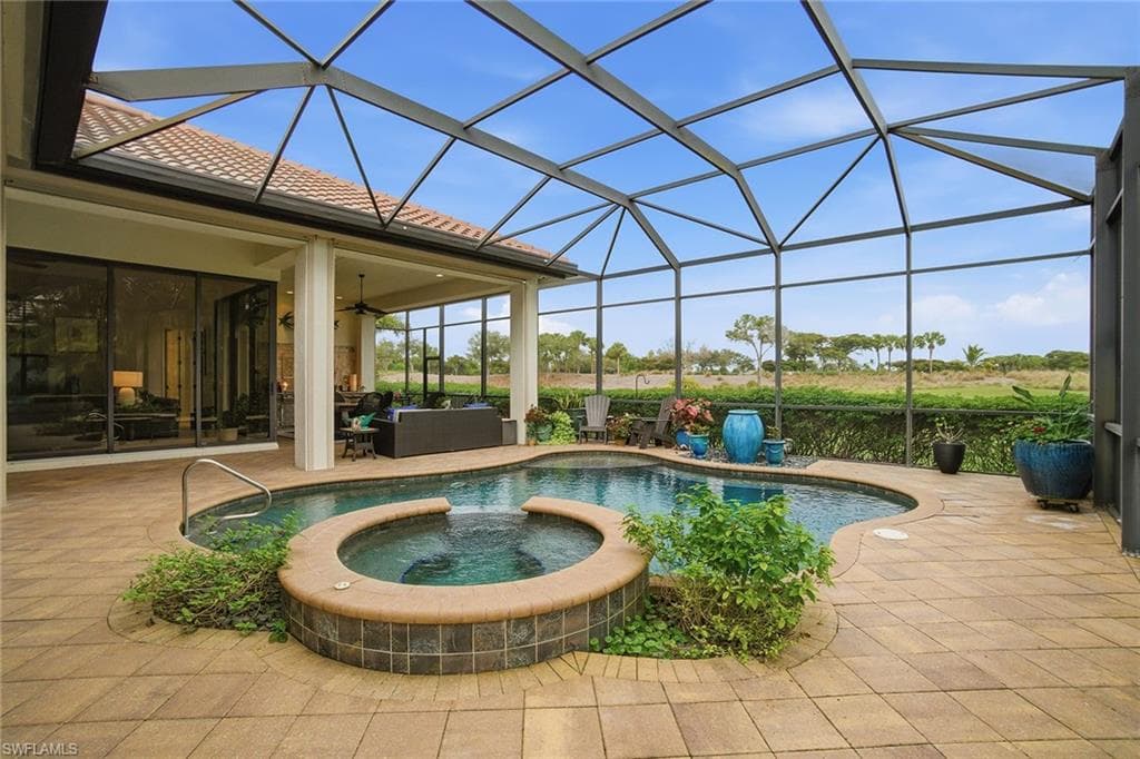 6891 Lakewood Isle DR-26
