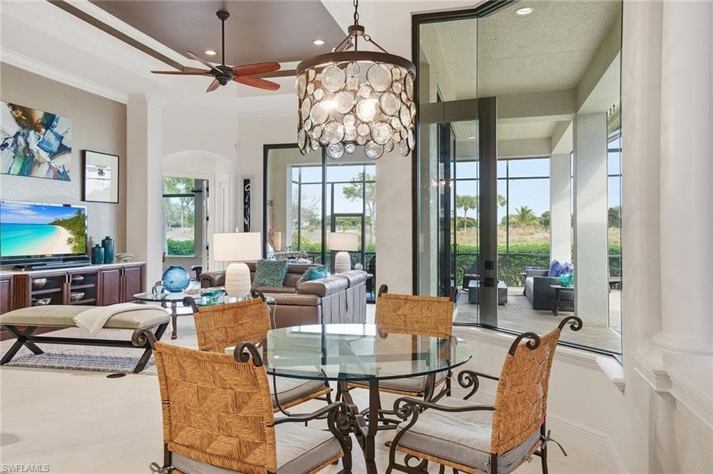 6891 Lakewood Isle DR-11