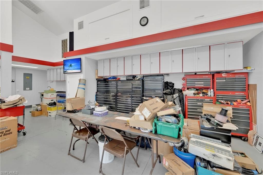 12201 Caisson LN-41