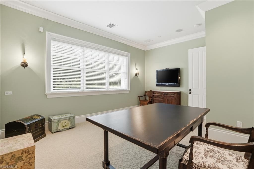 12201 Caisson LN-9