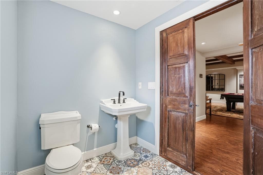 12201 Caisson LN-29