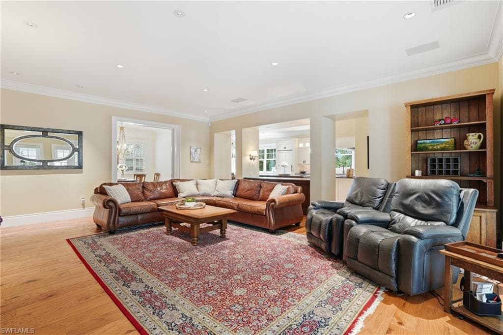 12201 Caisson LN-14