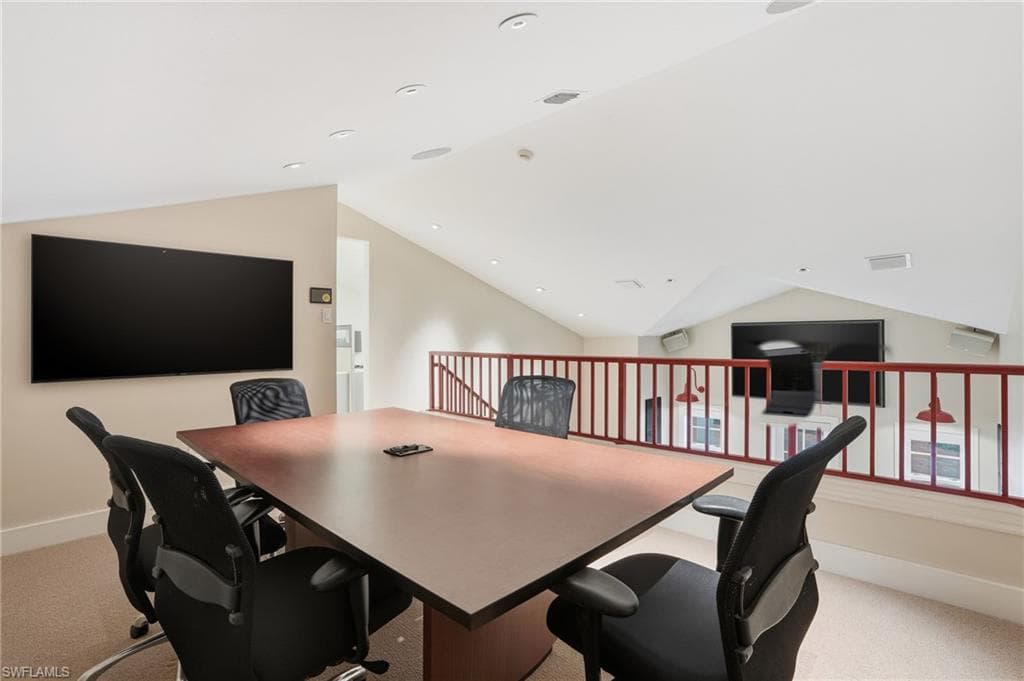 12201 Caisson LN-39