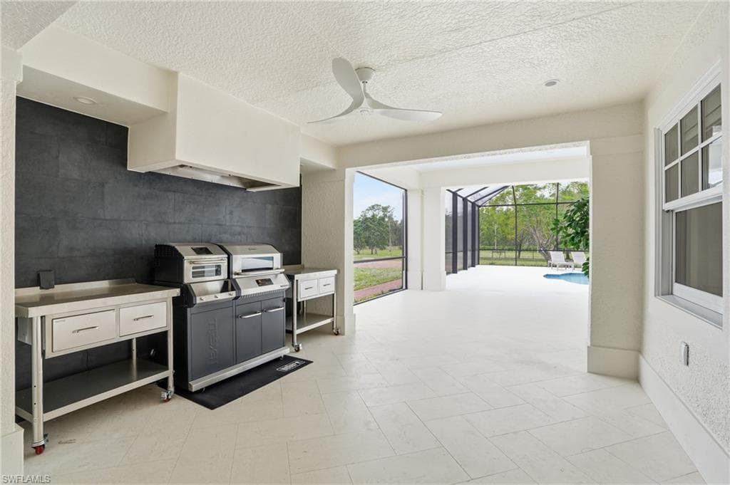 12201 Caisson LN-35