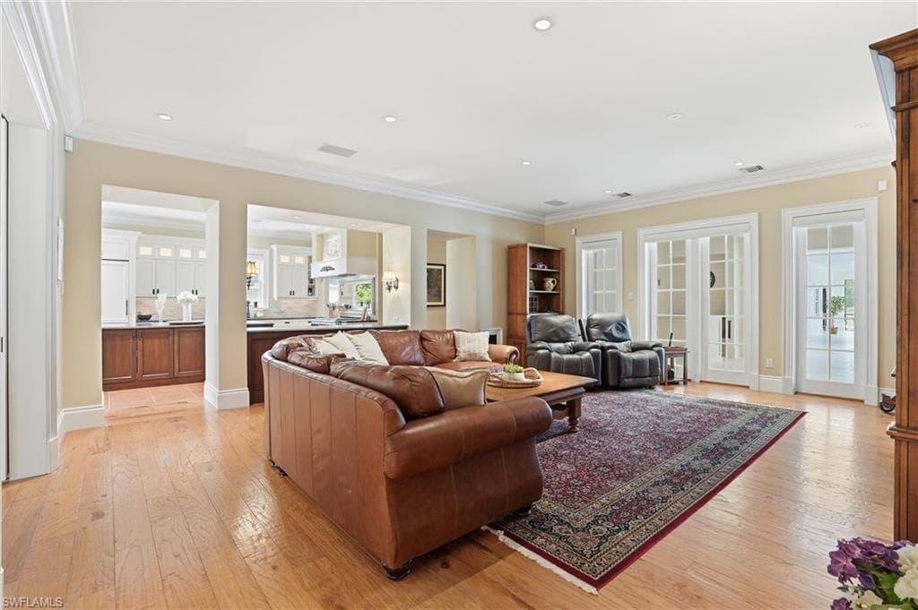 12201 Caisson LN-15