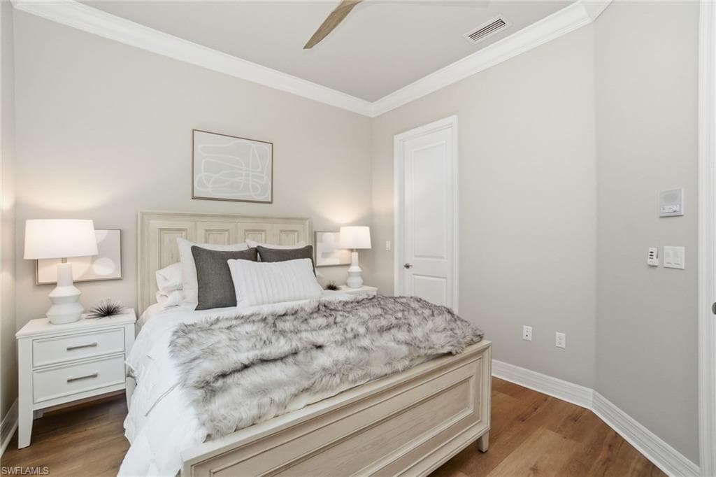 4318 Aurora ST-34