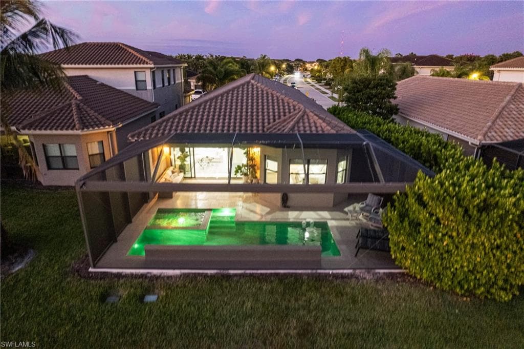 4318 Aurora ST-40