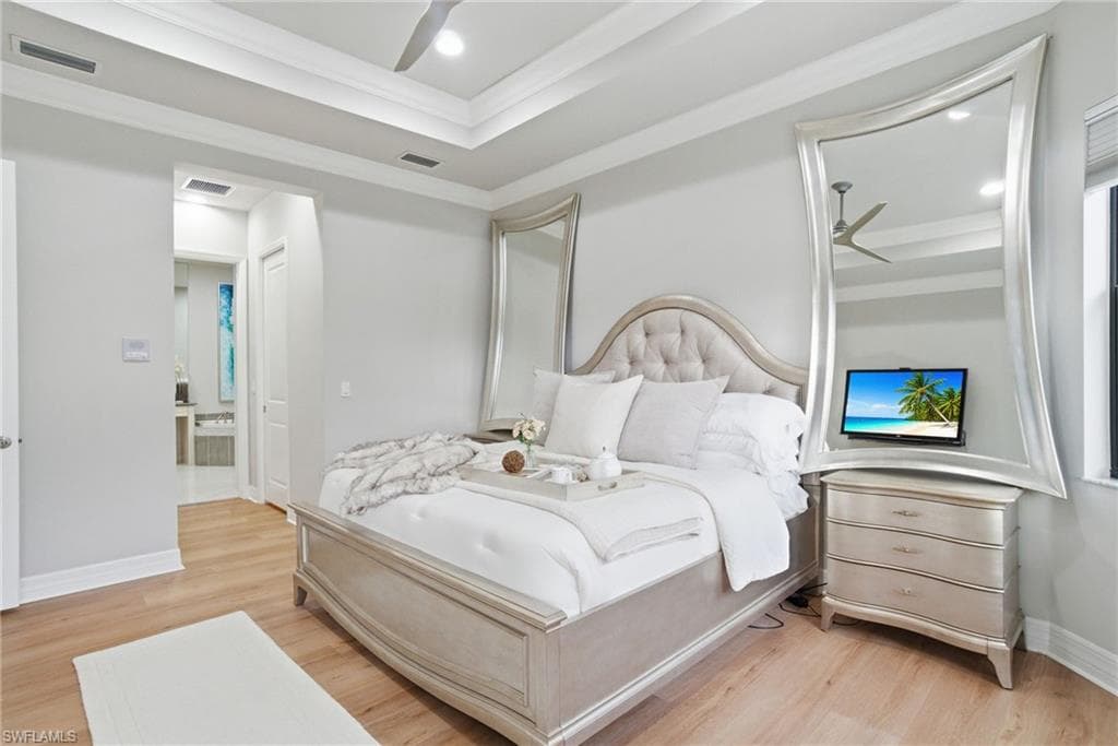 4318 Aurora ST-25