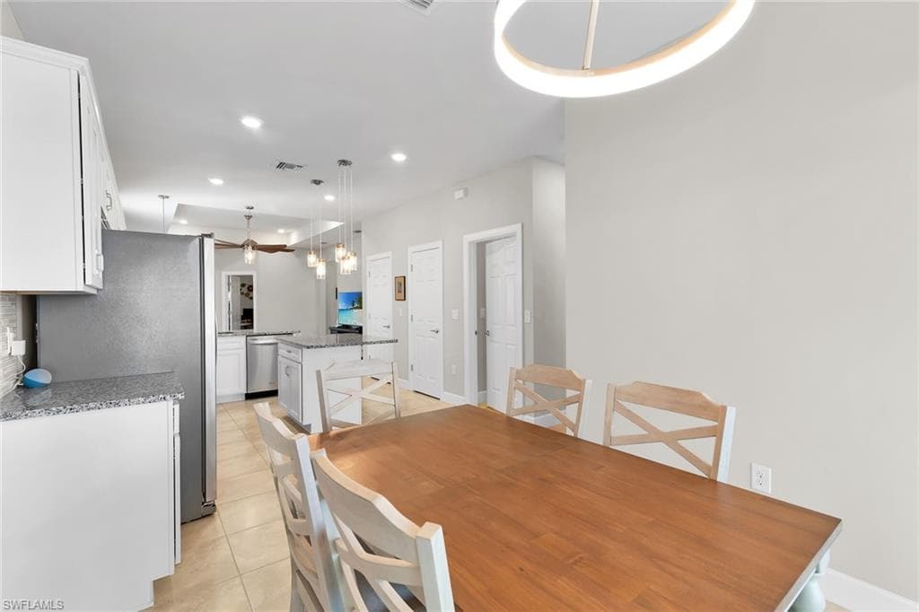 9594 Bexley DR-24