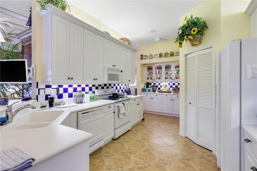 10801 Crooked River RD 203-12