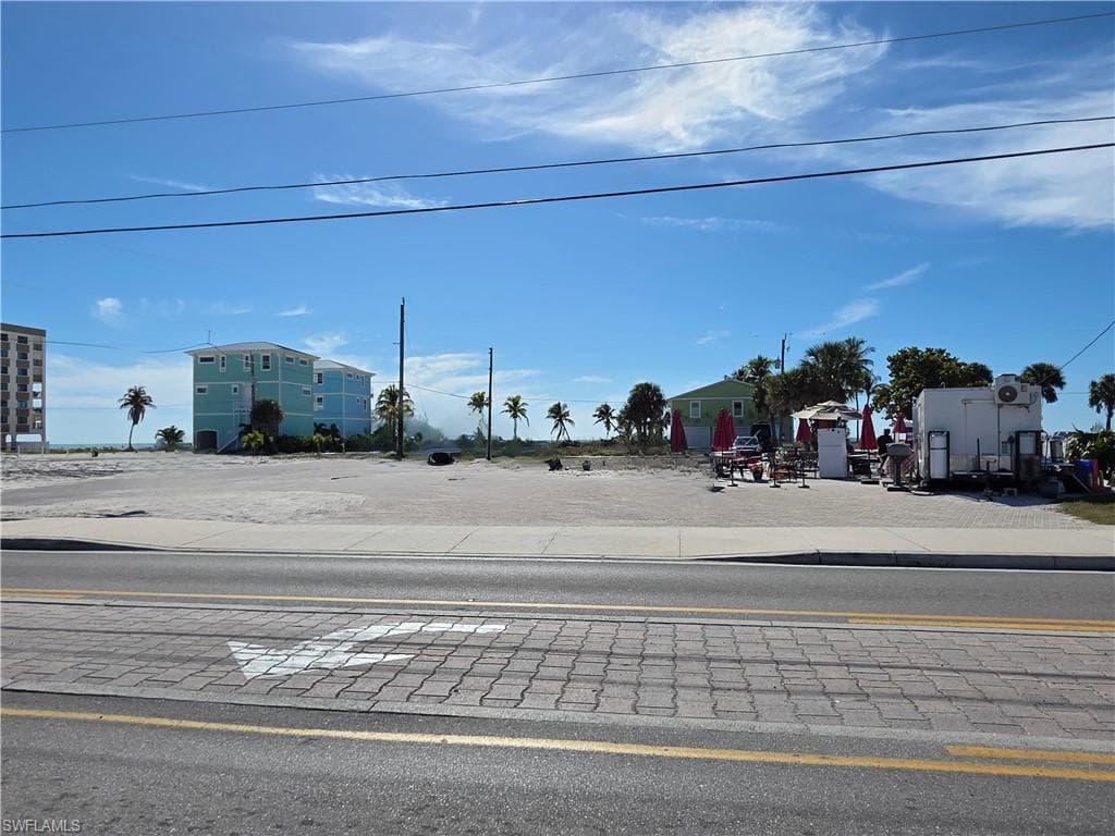 2450 Estero BLVD-11