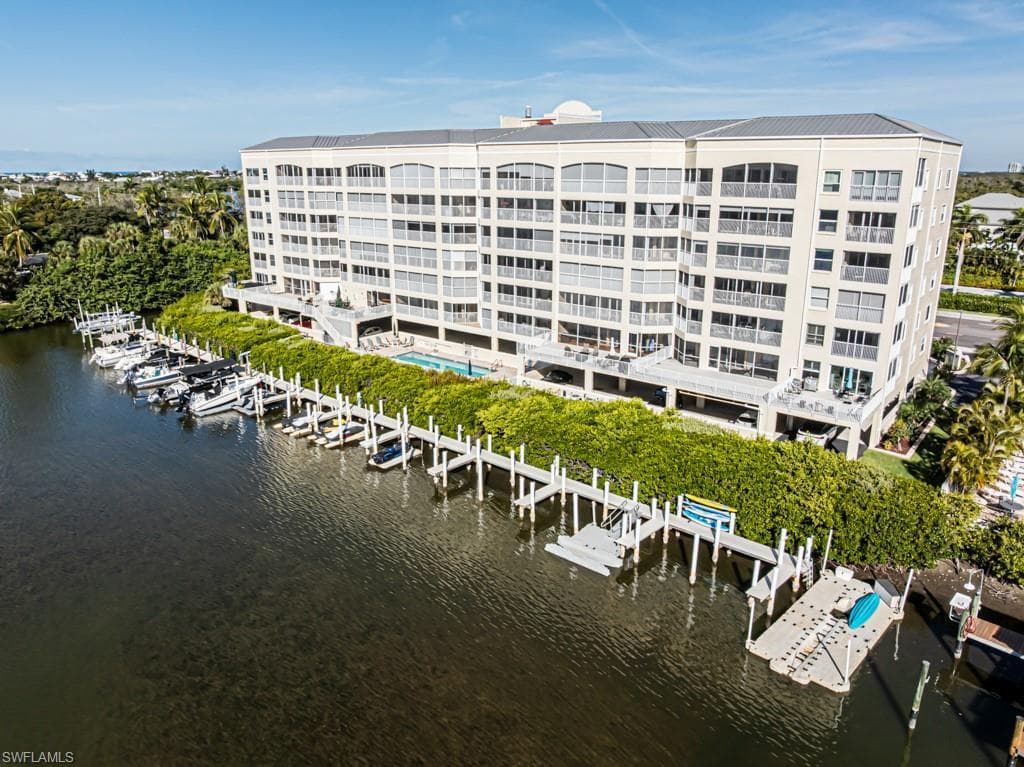 4895 Bonita Beach RD 204-2