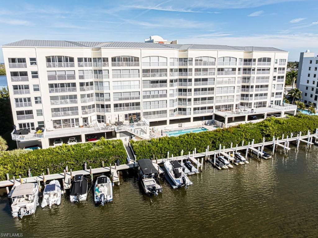 4895 Bonita Beach RD 204-1