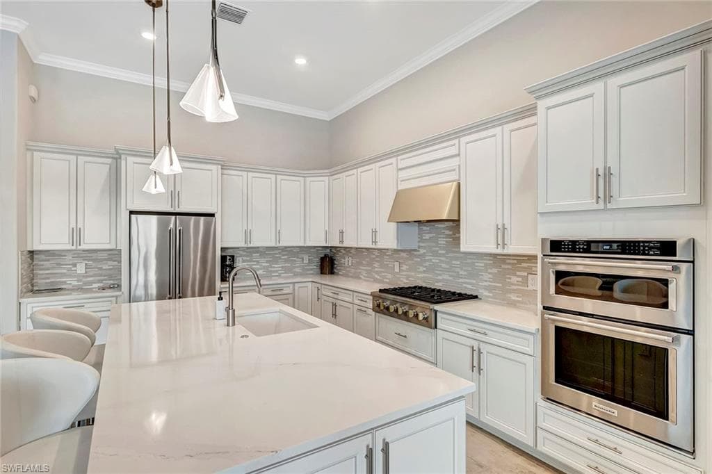 9574 Everglades DR-12