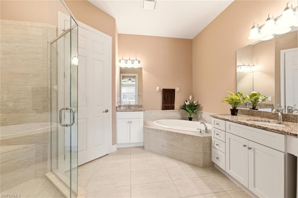 10351 Glastonbury CIR 202-19
