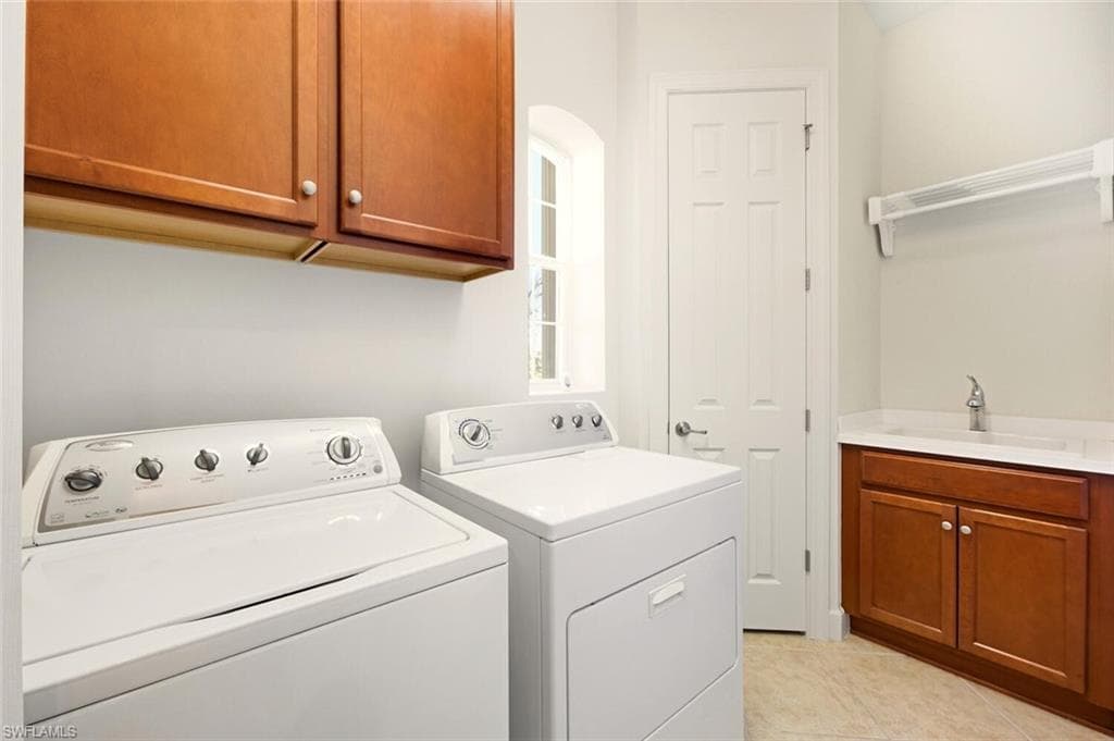 10351 Glastonbury CIR 202-25