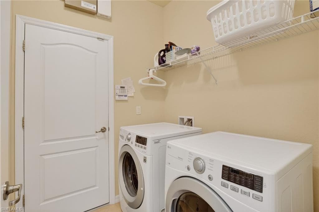 3535 Dandolo CIR-23