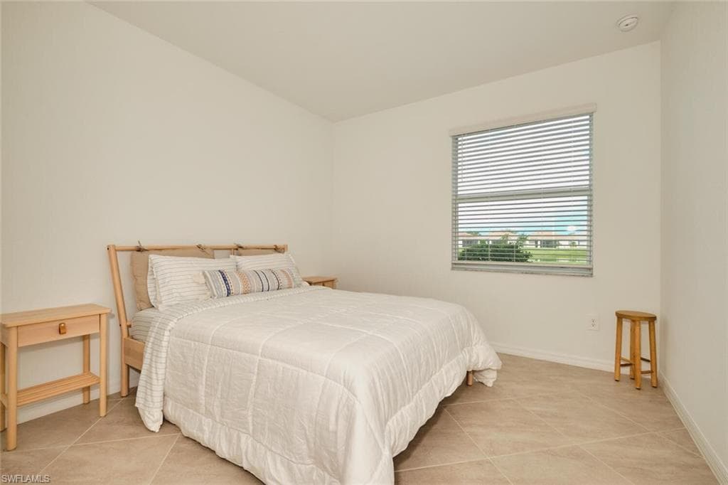 16145 Rosemallow LN-17