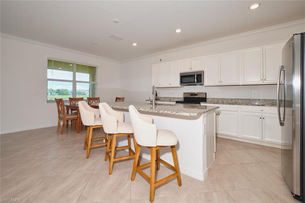 16145 Rosemallow LN-10