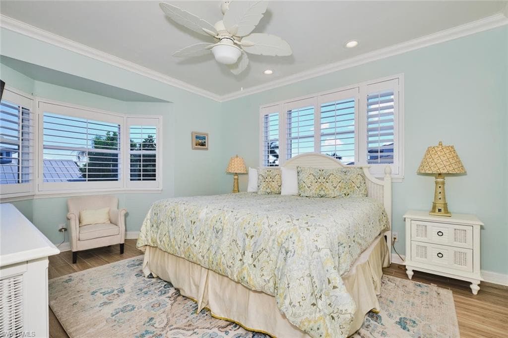950 San Carlos DR-23