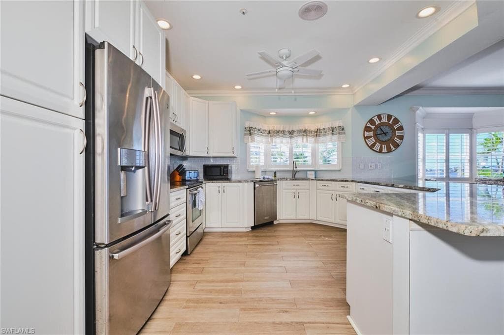 950 San Carlos DR-20