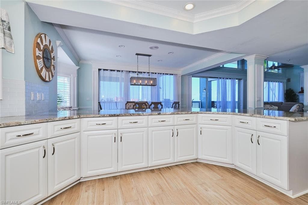 950 San Carlos DR-21
