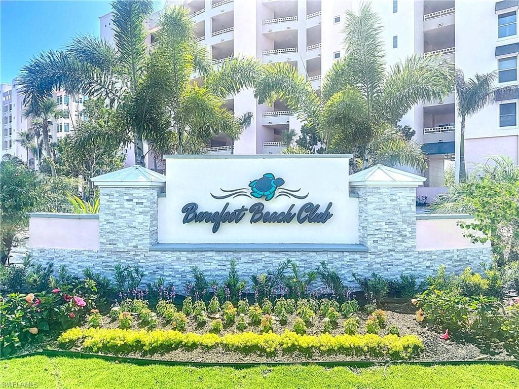 269 Barefoot Beach BLVD PH3-3