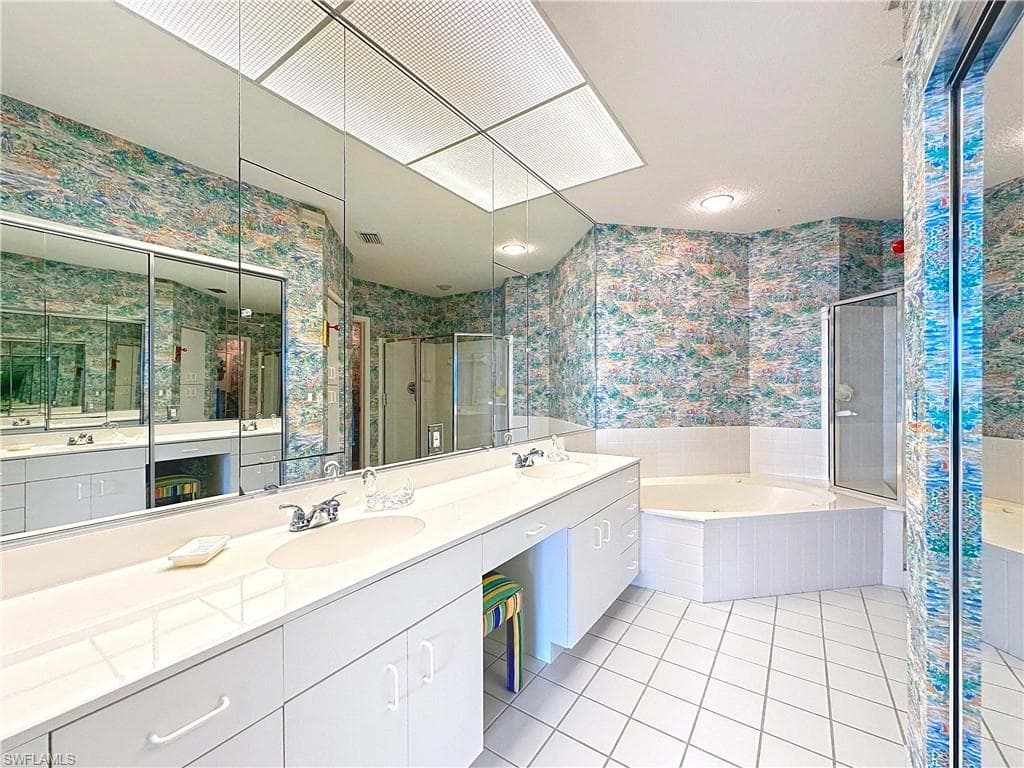269 Barefoot Beach BLVD PH3-11