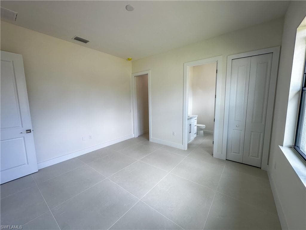 2464 Florida AVE-10