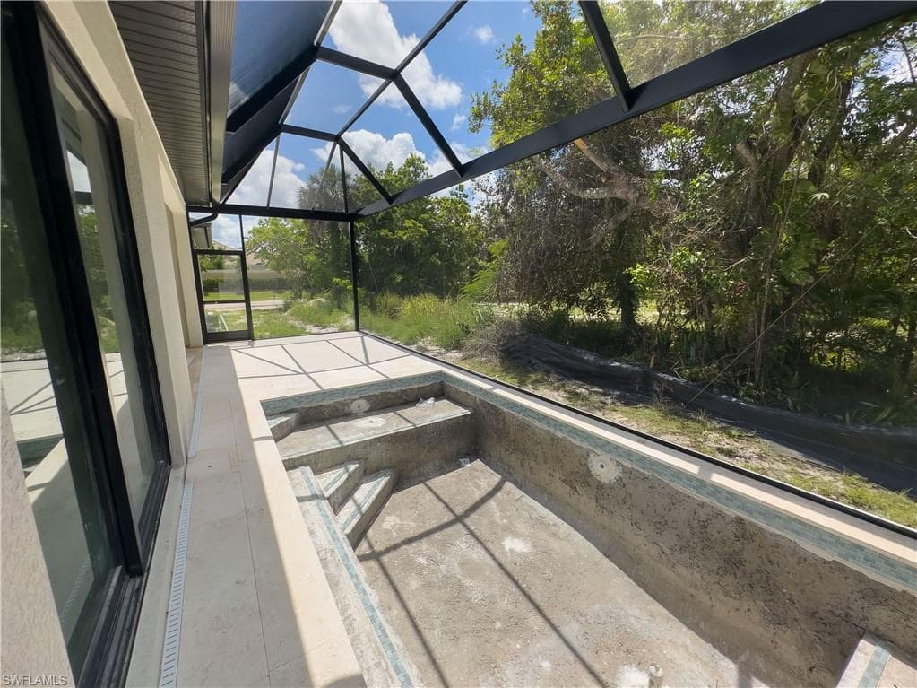2464 Florida AVE-49