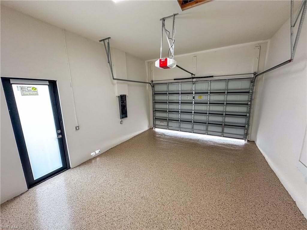 2464 Florida AVE-18