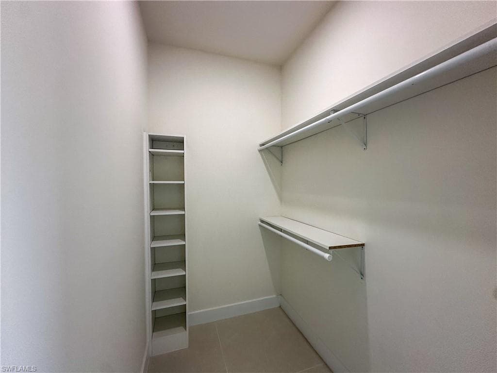 2464 Florida AVE-15