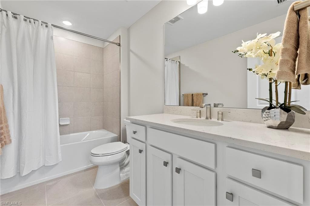 2147 Yellowfin CIR-16