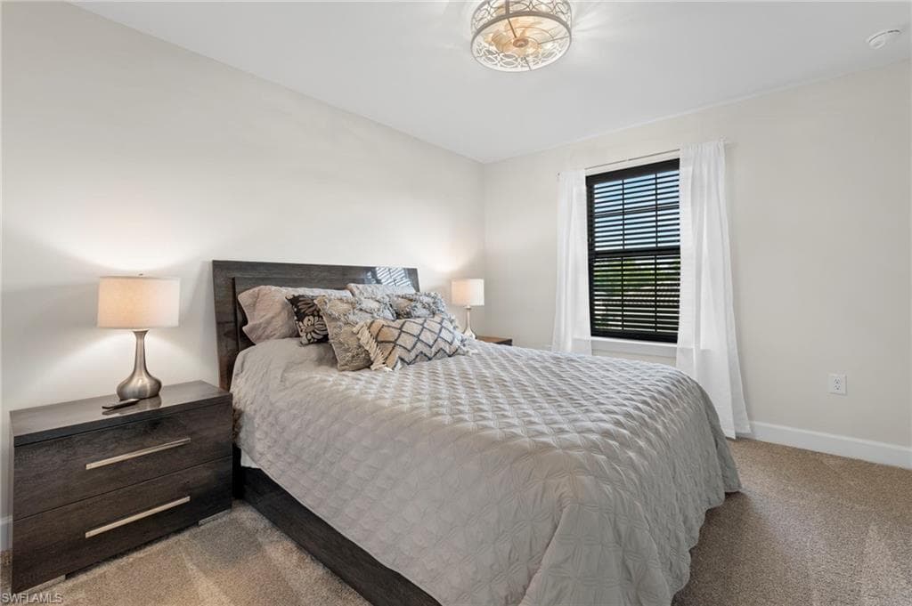 2147 Yellowfin CIR-22