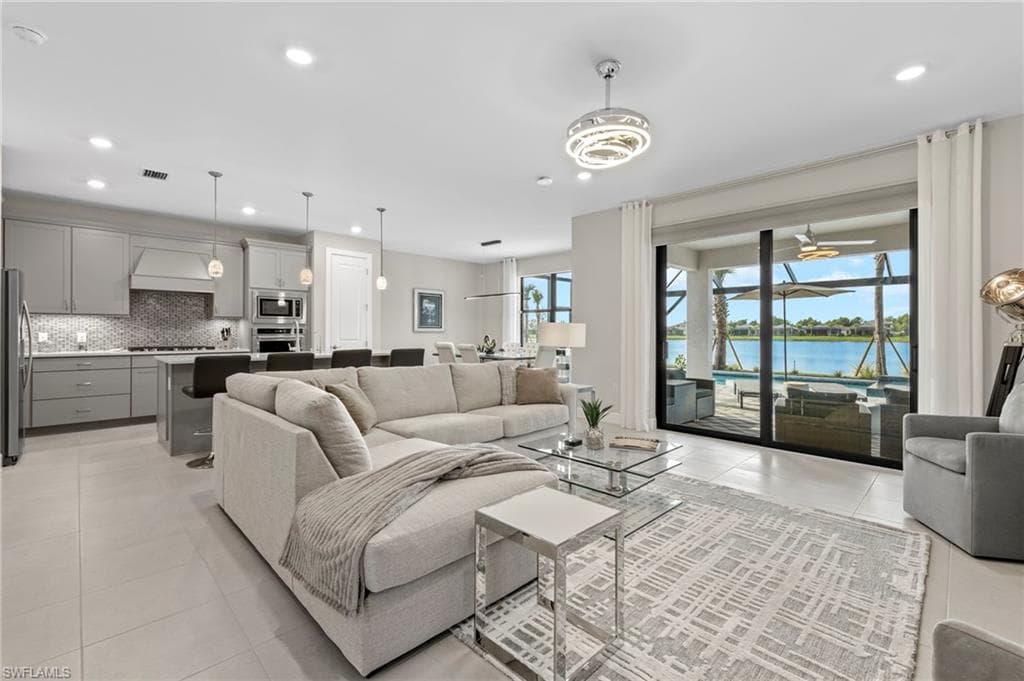 2147 Yellowfin CIR-3