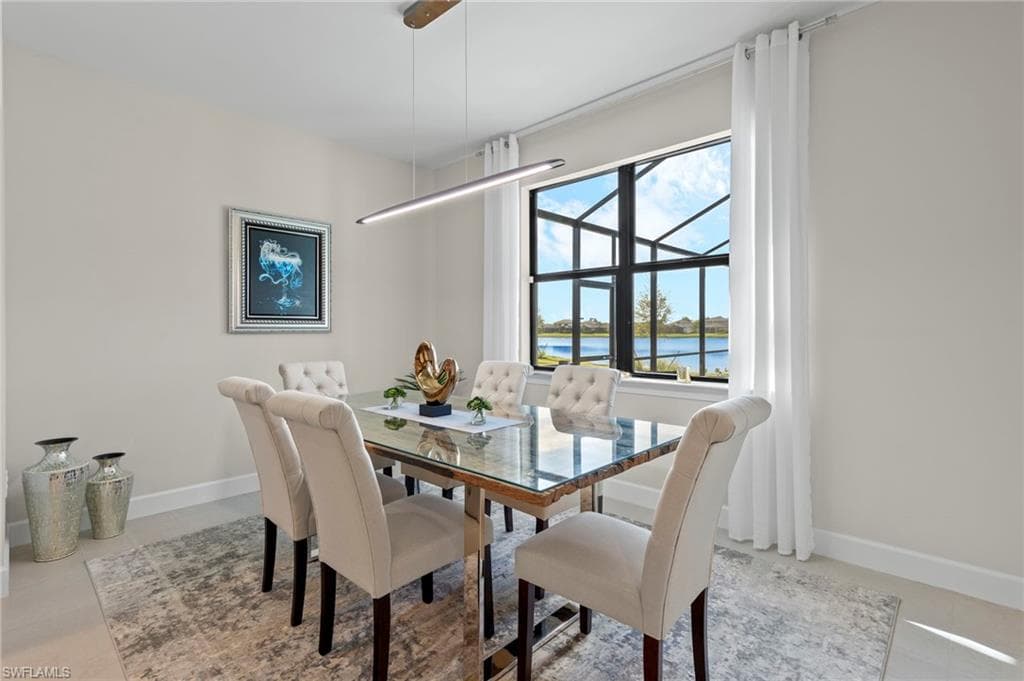 2147 Yellowfin CIR-9