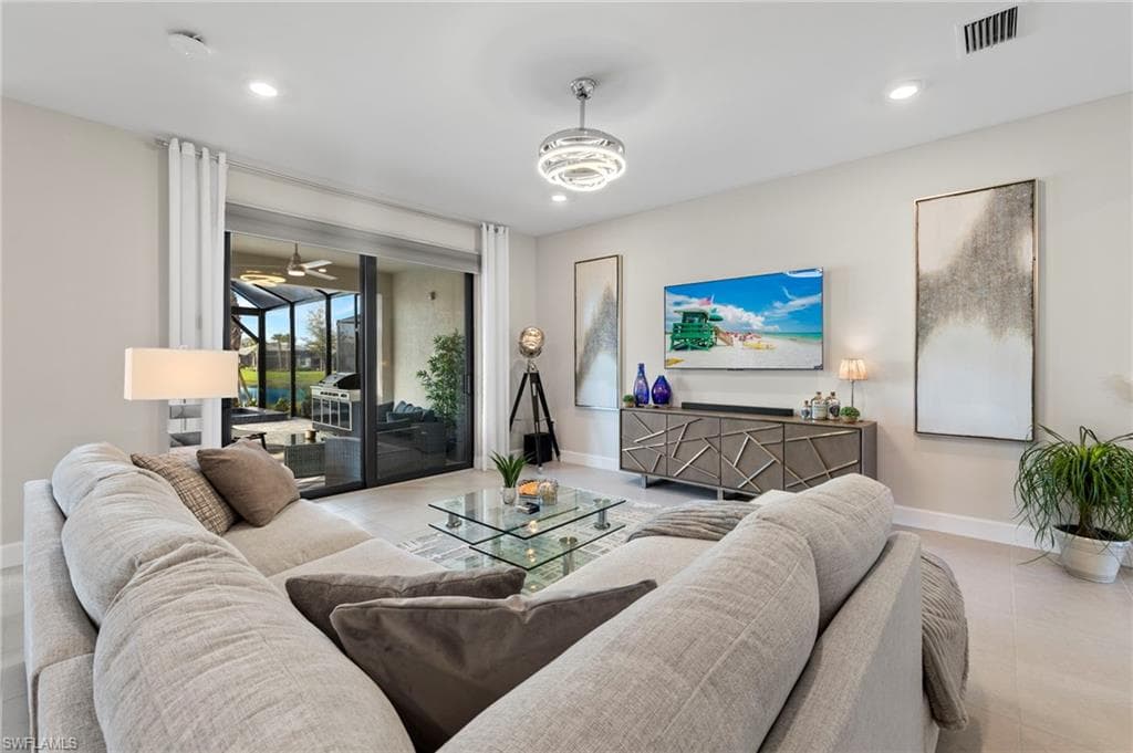 2147 Yellowfin CIR-4