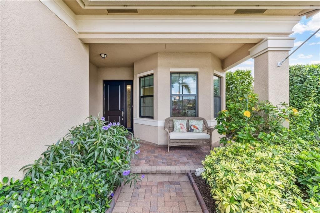4360 Aurora ST-3