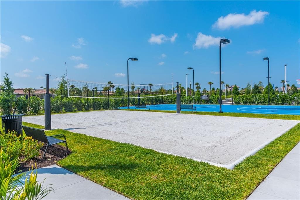 4360 Aurora ST-45
