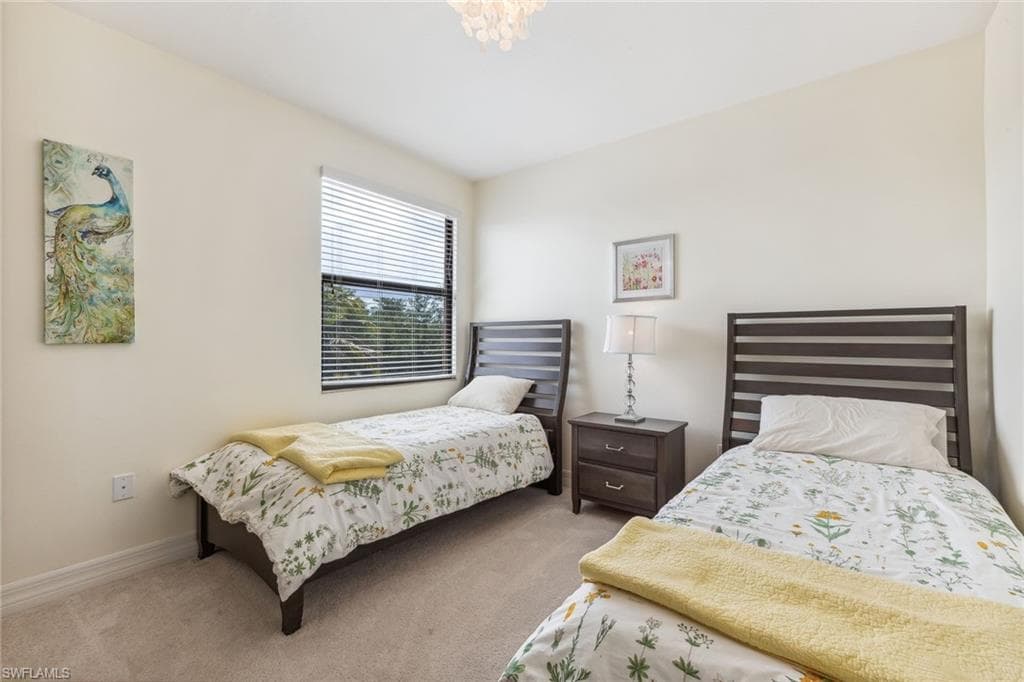 4360 Aurora ST-31