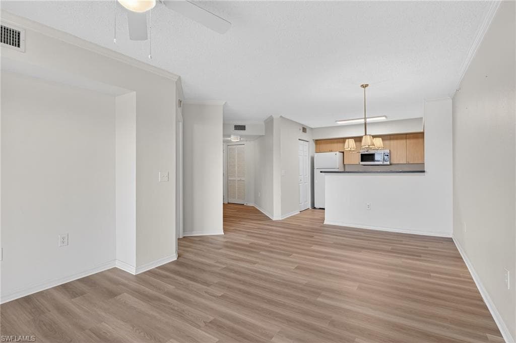8754 River Homes LN 8206-14