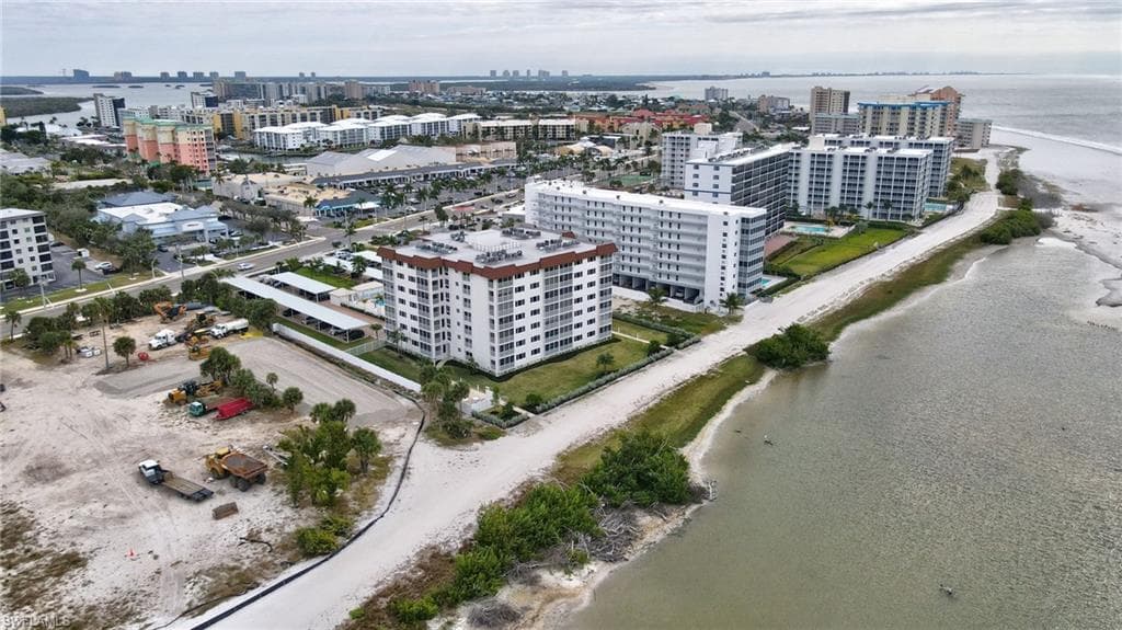 6900 Estero BLVD 501-35