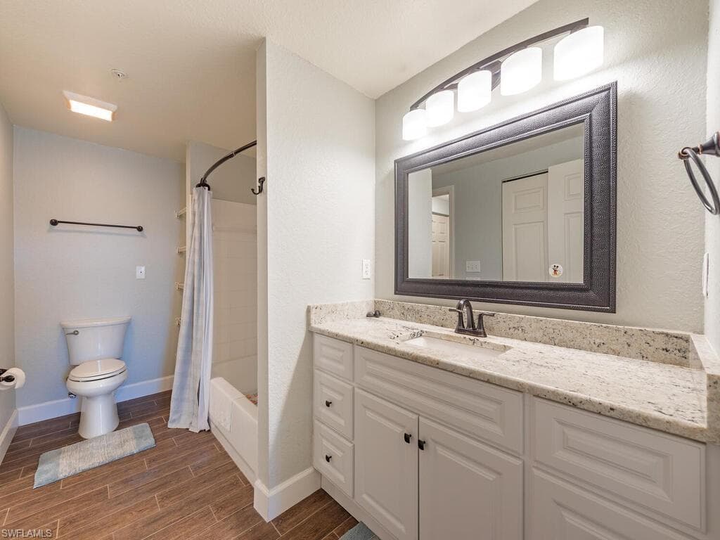 23560 Walden Center DR 110-10