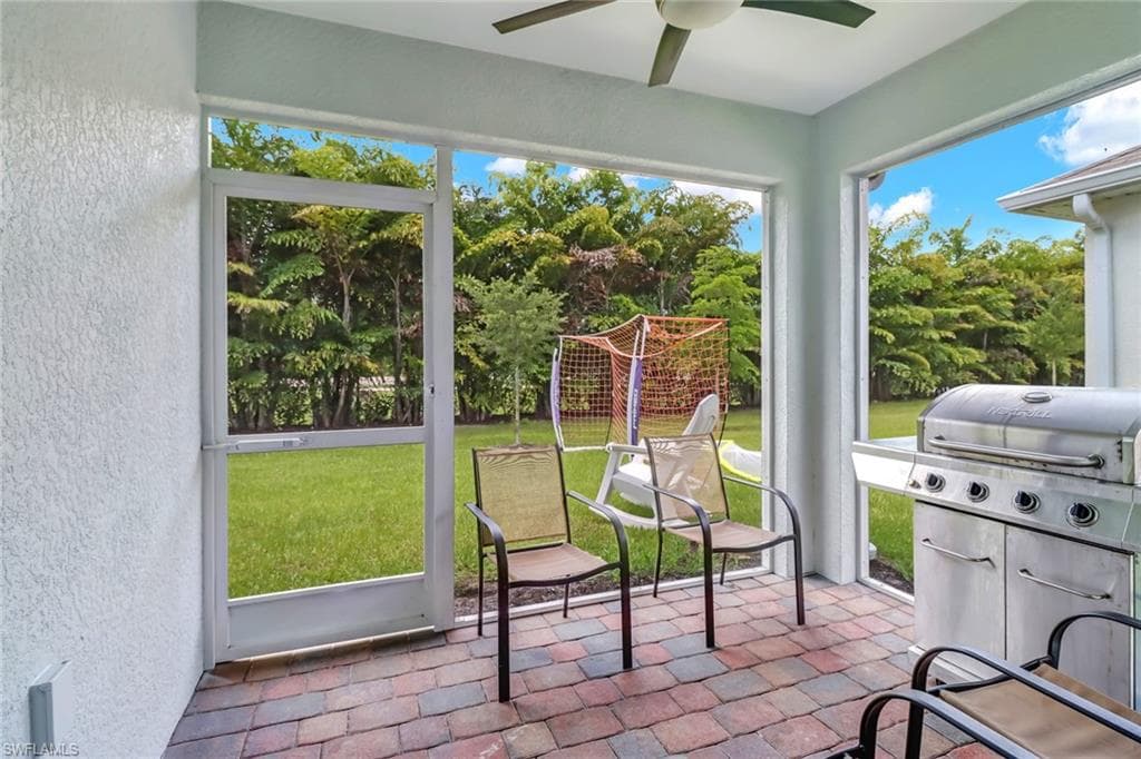 742 HADLEY PL W-20
